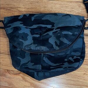 Lululemon crossbody bag